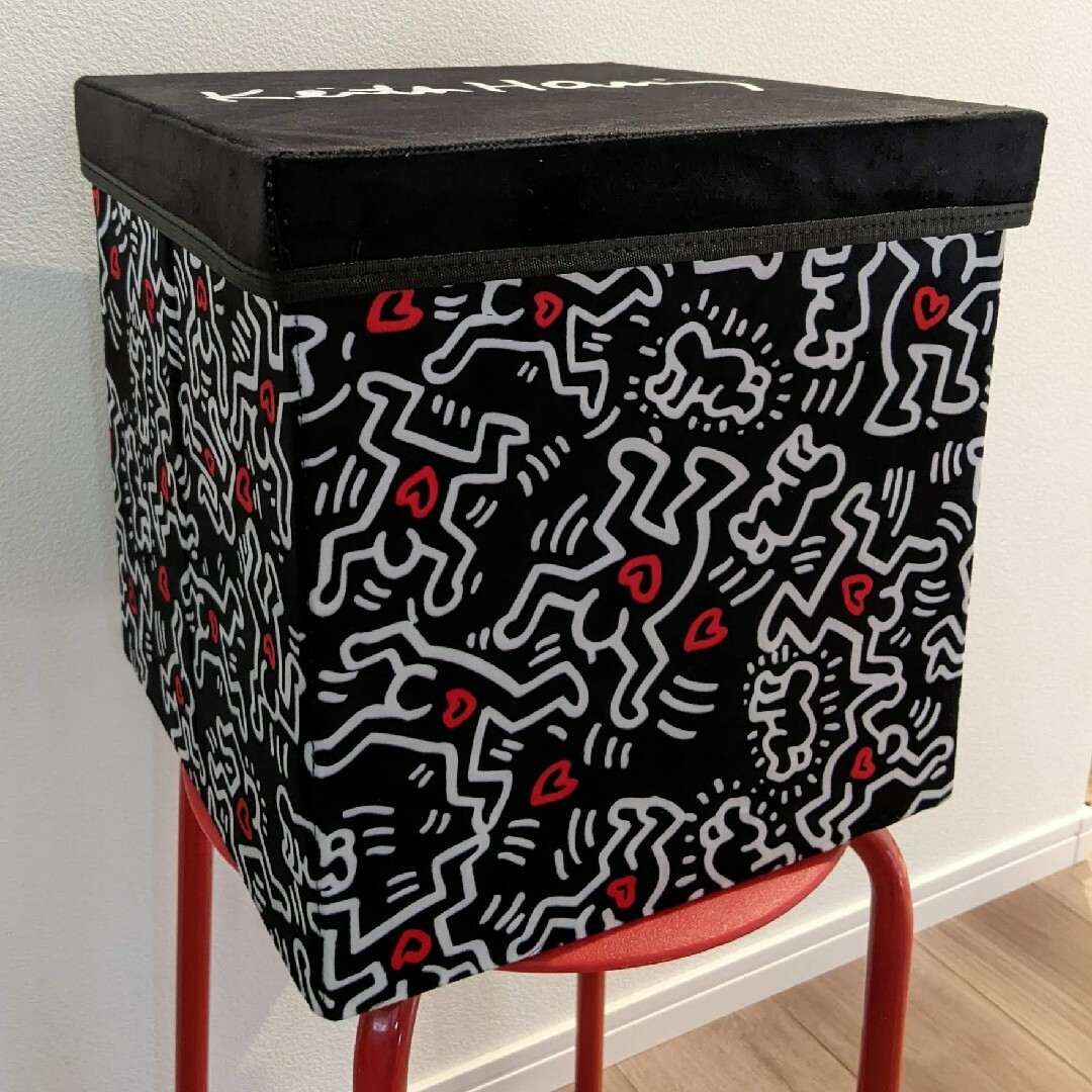 KEITH HARING(キースヘリング)の新品 Keith Haring 収納ボックス BOX キースヘリング 未開封 インテリア/住まい/日用品の収納家具(リビング収納)の商品写真