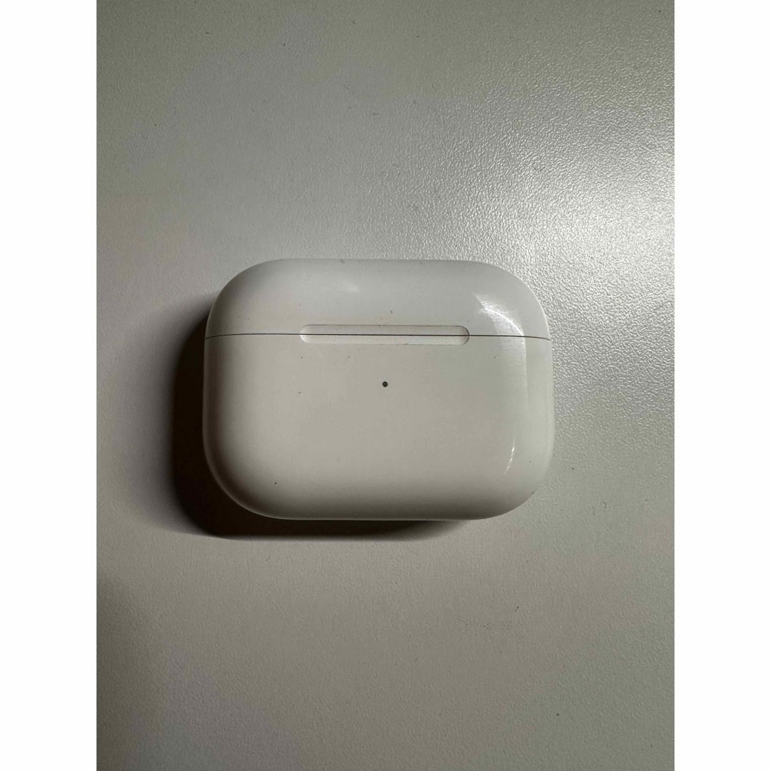 Apple(アップル)のAirPods Pro 第一世代 スマホ/家電/カメラのオーディオ機器(ヘッドフォン/イヤフォン)の商品写真