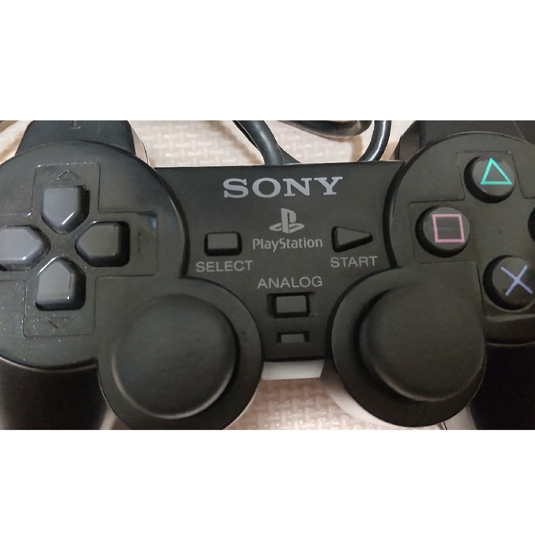 PlayStation2(プレイステーション2)のPS2 コントローラ SCPH-10010 デュアルショック2 エンタメ/ホビーのゲームソフト/ゲーム機本体(その他)の商品写真