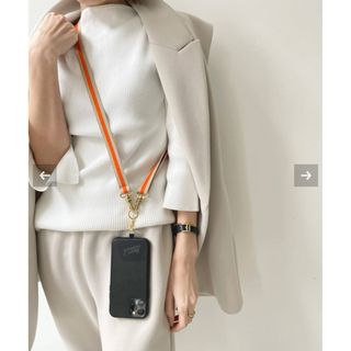 アパルトモンドゥーズィエムクラス(L'Appartement DEUXIEME CLASSE)のl'appartment phone strap holder オレンジ　未使用(ネックストラップ)