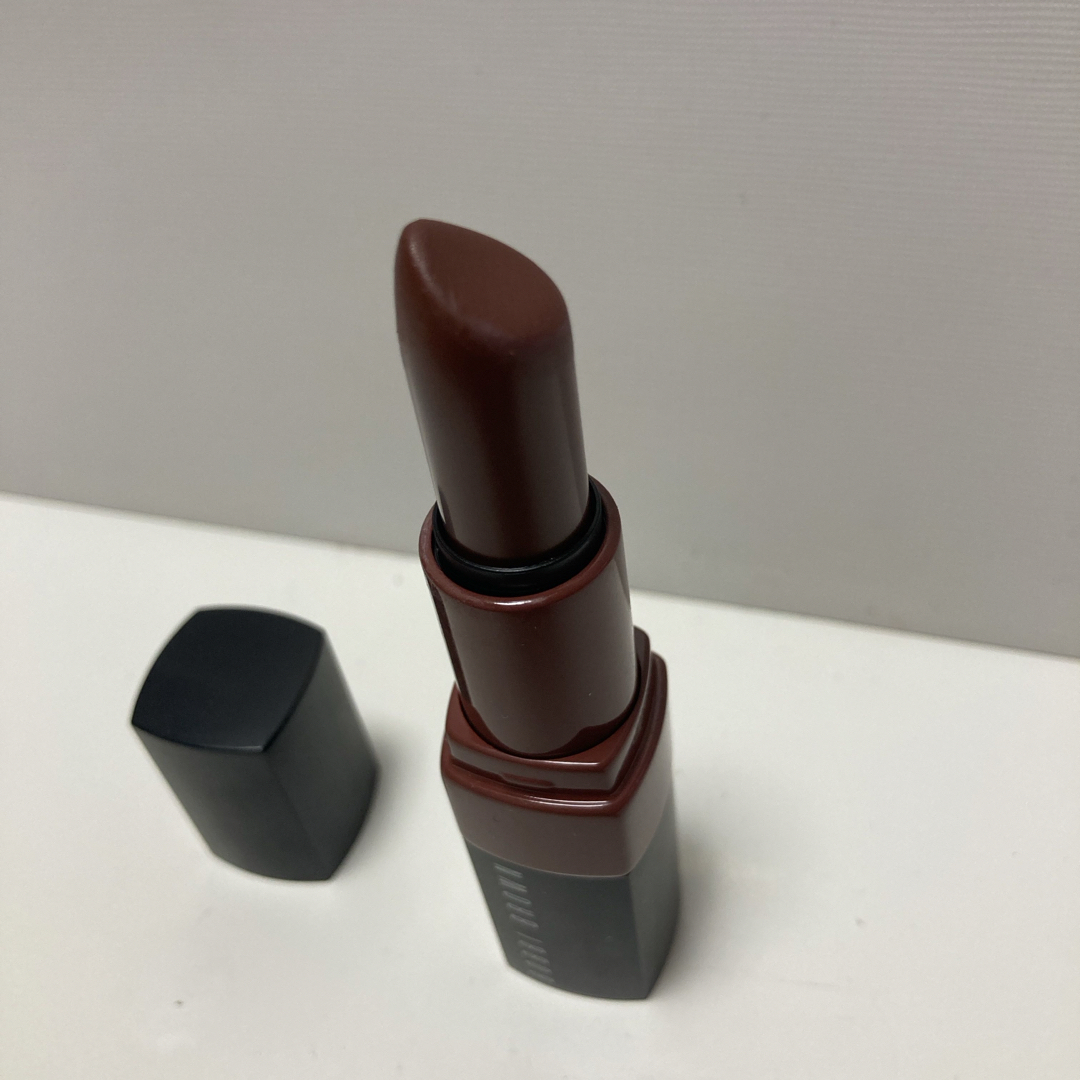 BOBBI BROWN(ボビイブラウン)のボビイブラウン　クラッシュド　リップカラー　リッチココア コスメ/美容のベースメイク/化粧品(口紅)の商品写真