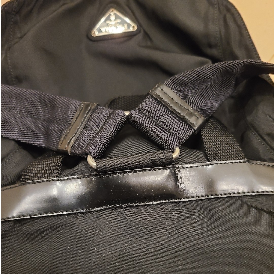 PRADA - 正規品 美品 PRADA 工場白タグ31 リュックサック B2811 PRADA - 正規品 美品 PRADA 工場白タグ31 リュックサック B2811