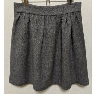 ユニクロ(UNIQLO)のUNIQLO　ミニスカート　グレー(ミニスカート)