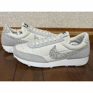 ナイキ(NIKE)のNIKE WMNS DBREAK SE “Leopard” 23.5cm(スニーカー)