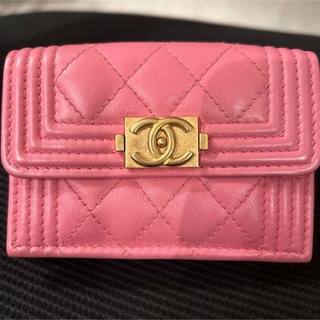 シャネル(CHANEL)の超美品♡とってもかわいいピンク！CHANELシャネル　ボーイシャネル三つ折り財布(財布)