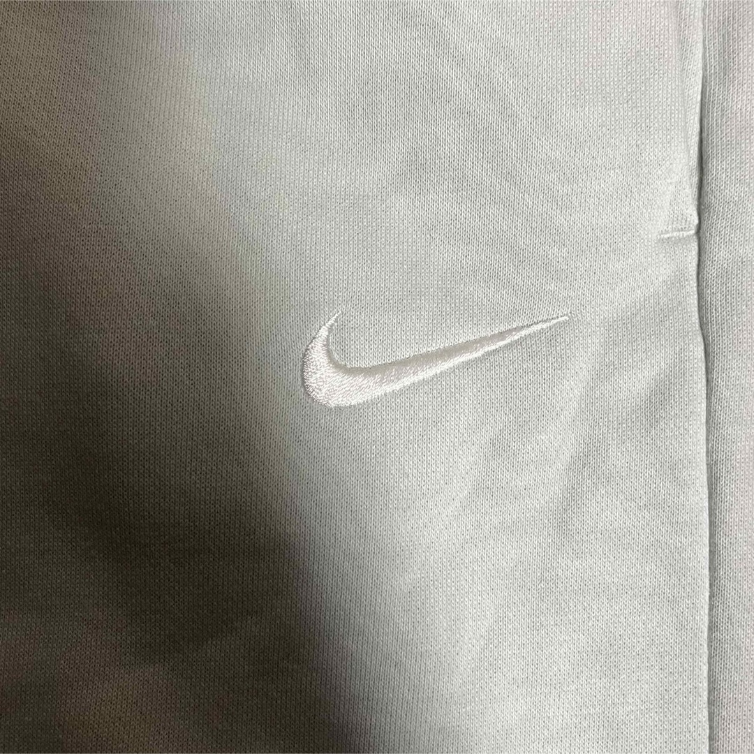 NIKE(ナイキ)のNIKE ナイキ　スウェットパンツ　水色 レディースのパンツ(カジュアルパンツ)の商品写真