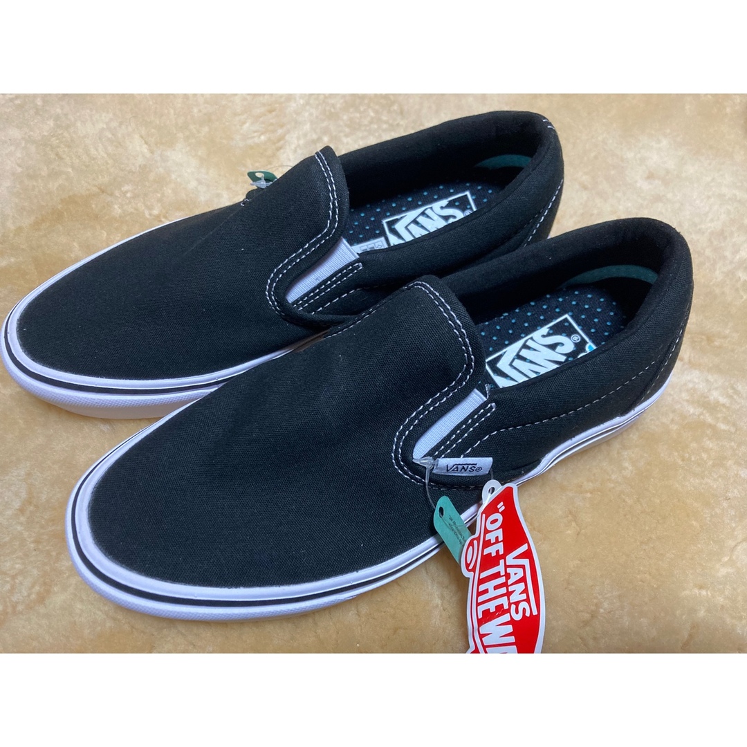 VANS(ヴァンズ)の【美品】VANS  COMFYCUSH SLIP-ON 24.5 レディースの靴/シューズ(スニーカー)の商品写真