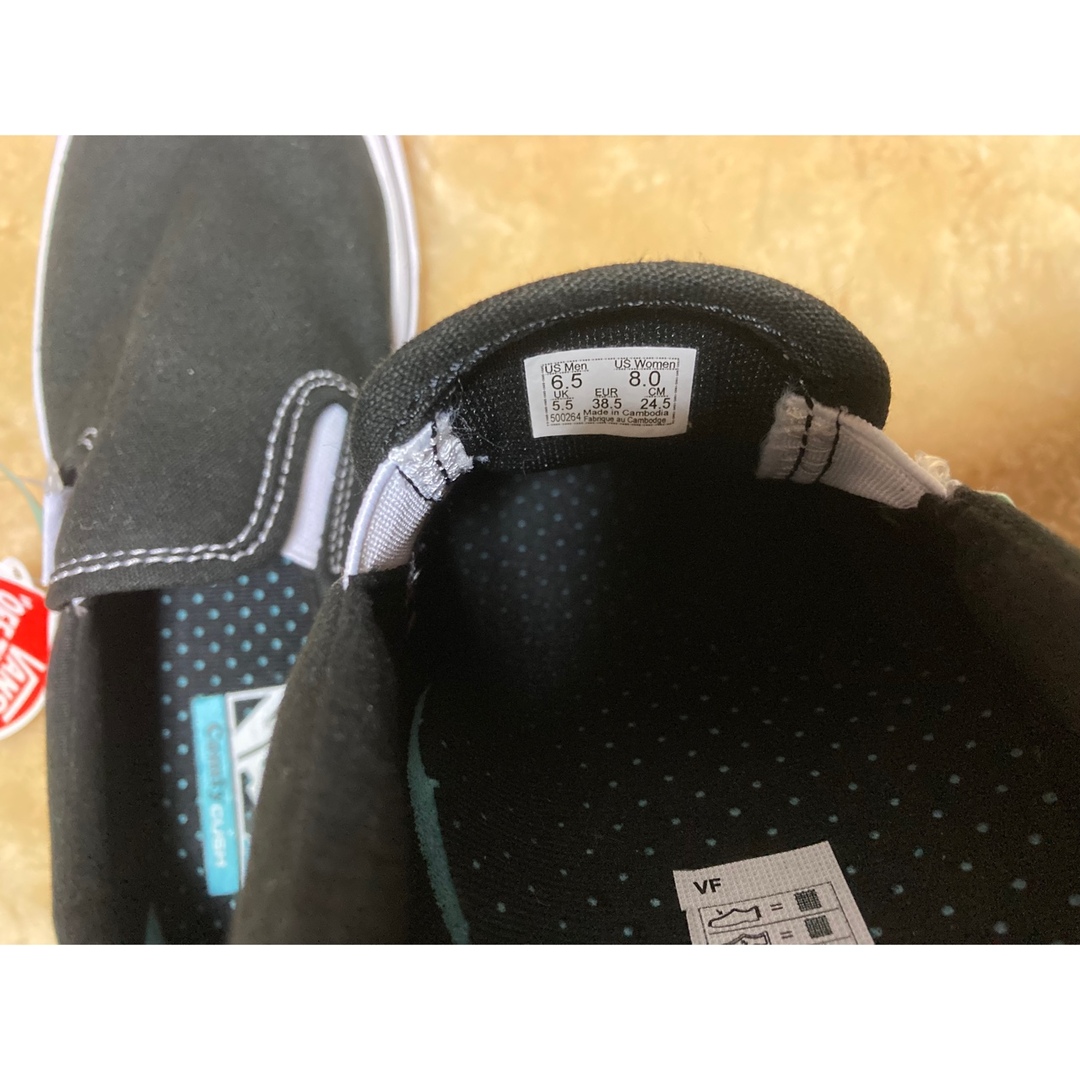 VANS(ヴァンズ)の【美品】VANS  COMFYCUSH SLIP-ON 24.5 レディースの靴/シューズ(スニーカー)の商品写真