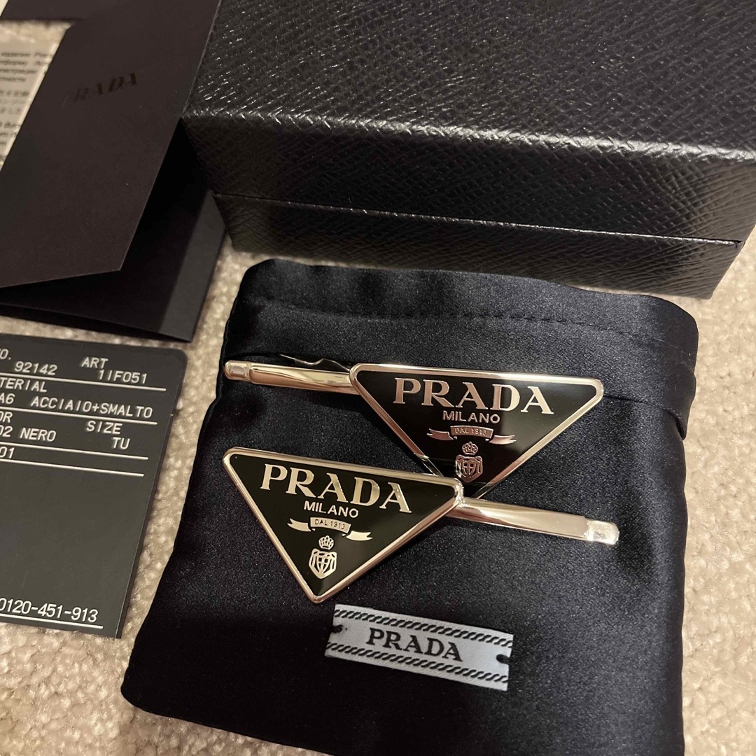 PRADA(プラダ)のPRADA ヘアアクセサリー レディースのヘアアクセサリー(ヘアピン)の商品写真