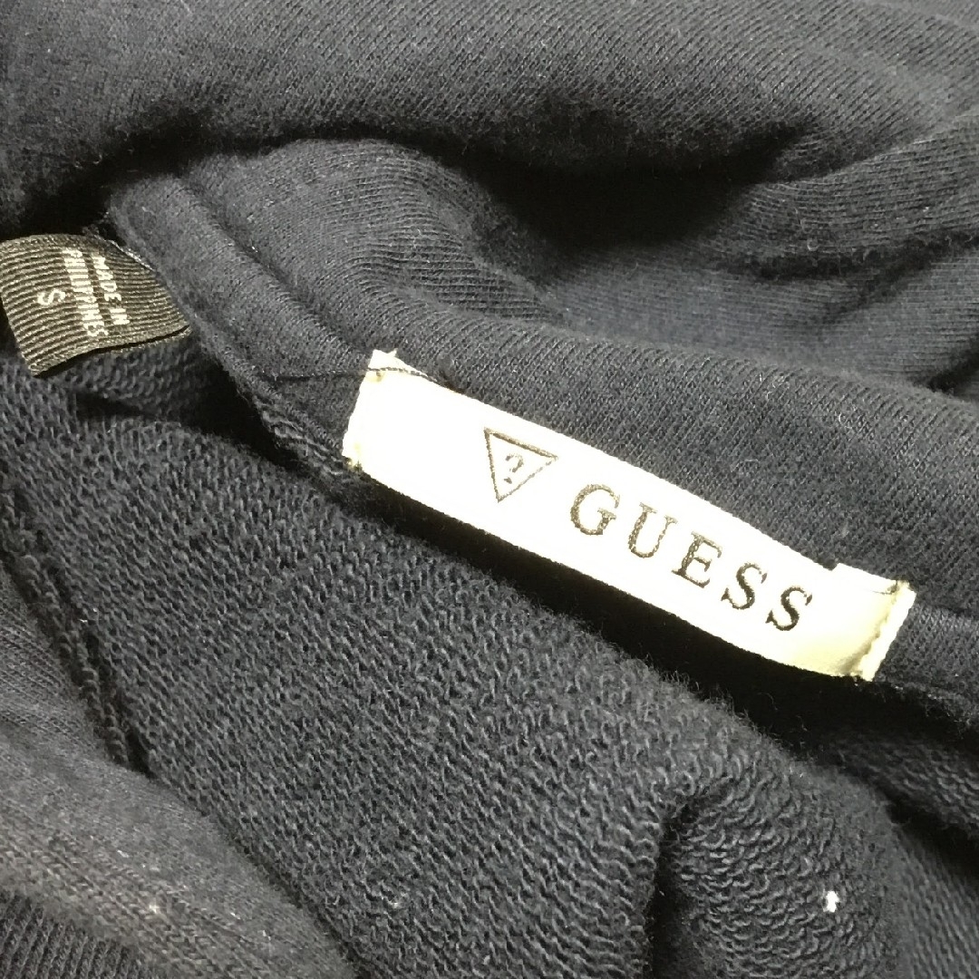 GUESS(ゲス)のゲス　パーカー レディースのトップス(パーカー)の商品写真