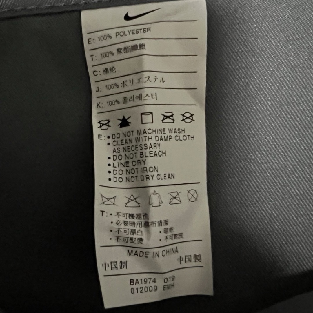 NIKE(ナイキ)のNIKEシューズケース キッズ/ベビー/マタニティのこども用バッグ(シューズバッグ)の商品写真