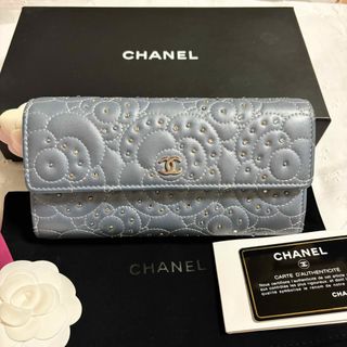 シャネル(CHANEL)の専用☆CHANEL シャネル カメリア スタッズ 長財布 フラップウォレット(財布)