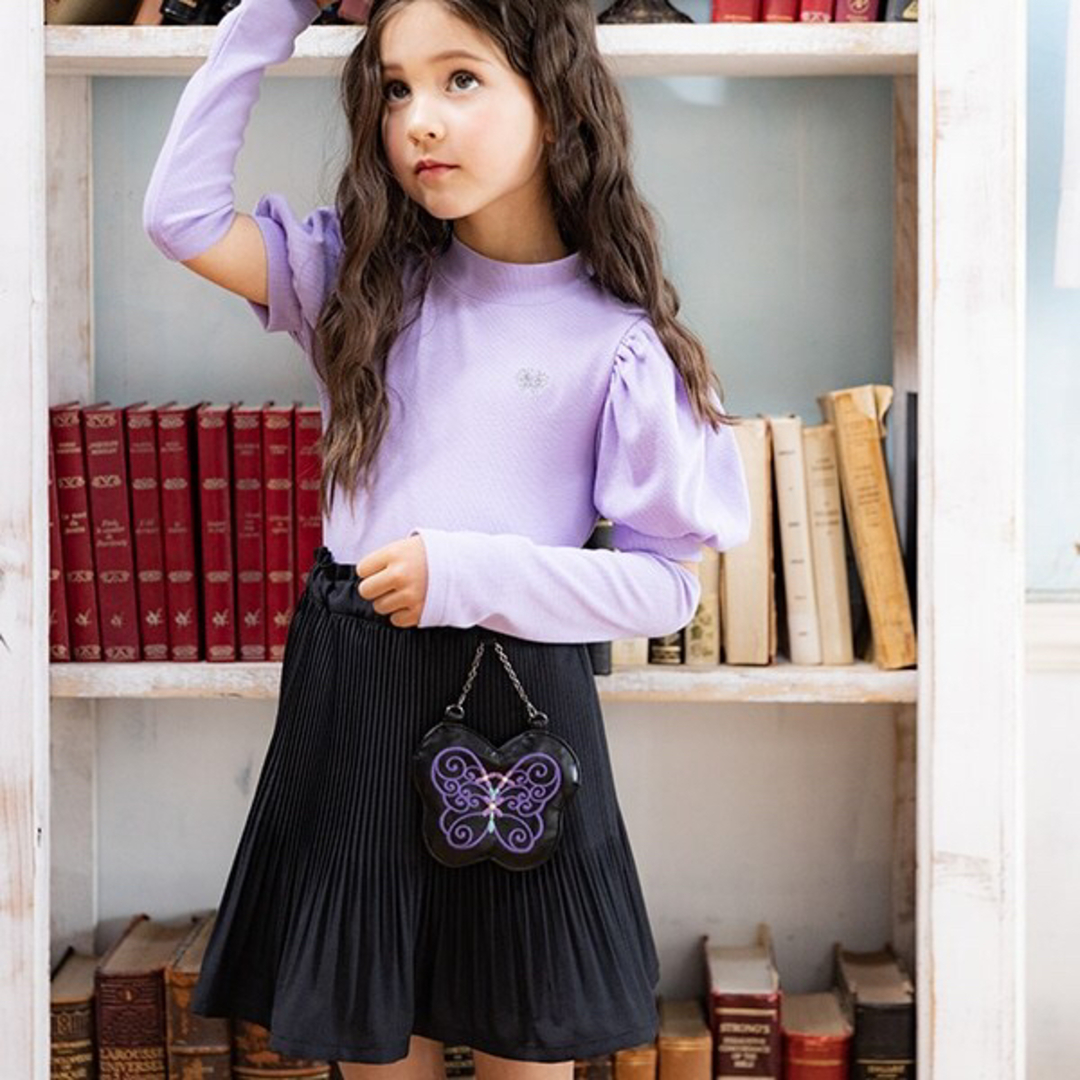 ANNA SUI mini(アナスイミニ)のANNA SUI mini（アナスイミニ）蝶ポーチつきプリーツスカパン キッズ/ベビー/マタニティのキッズ服女の子用(90cm~)(スカート)の商品写真