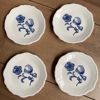 新品　4枚セット　アンティークプレート　花　ブルー　小皿　豆皿　(食器)