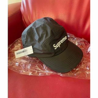 シュプリーム(Supreme)の新品未使用　supreme キャップ　帽子　ブラック(キャップ)