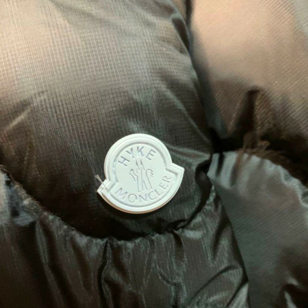 MONCLER(モンクレール)のMONCLER GENIUS HYKE Nadelhornis ブラック　2 メンズのトップス(スウェット)の商品写真