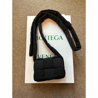 ボッテガヴェネタ(Bottega Veneta)のBOTTEGA VENETA キャンディパデットテックカセット(ショルダーバッグ)