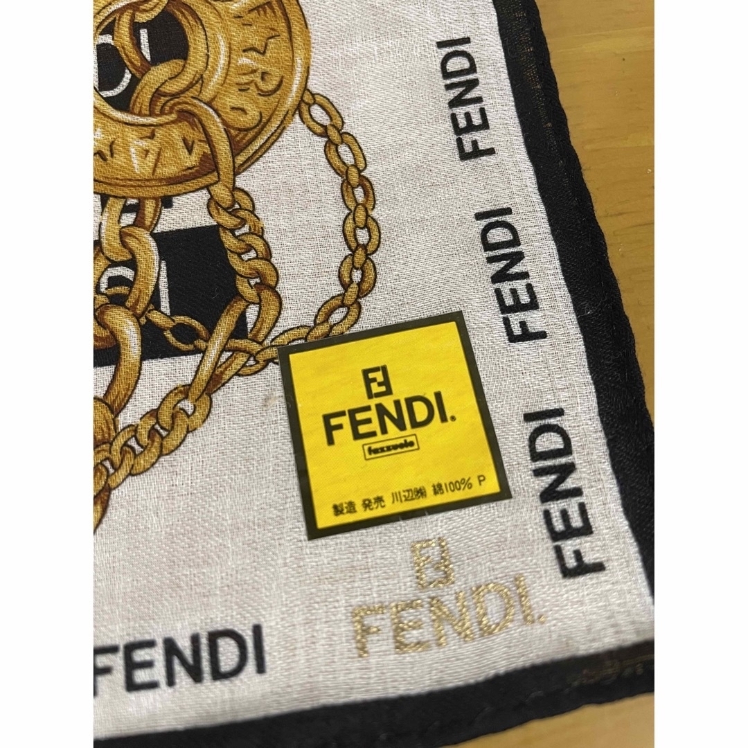 FENDI(フェンディ)の専用　FENDI ハンカチ2枚 レディースのファッション小物(ハンカチ)の商品写真