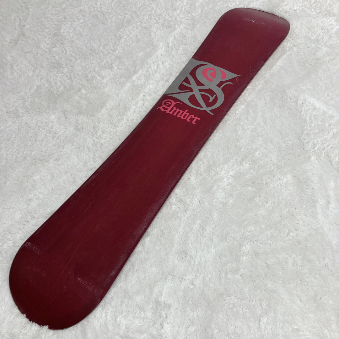 ROSSIGNOL(ロシニョール)のROSSIGNOL 143cm ロシニョール パープル 紫 スノーボード 板 スポーツ/アウトドアのスノーボード(ボード)の商品写真