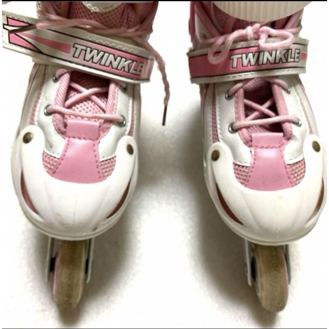 にきねこ様　TWINKLEローラーブレード 21～23cm ピンク キッズ/ベビー/マタニティのキッズ靴/シューズ(15cm~)(ローラーシューズ)の商品写真