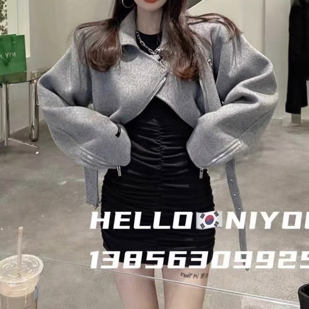 EMODA(エモダ)の【新品・未使用】韓国ファッション　クロップドトレンチコート　グレー レディースのジャケット/アウター(トレンチコート)の商品写真