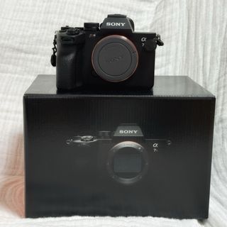 ソニー(SONY)の【新同品】SONY α7RVボディ(ミラーレス一眼)