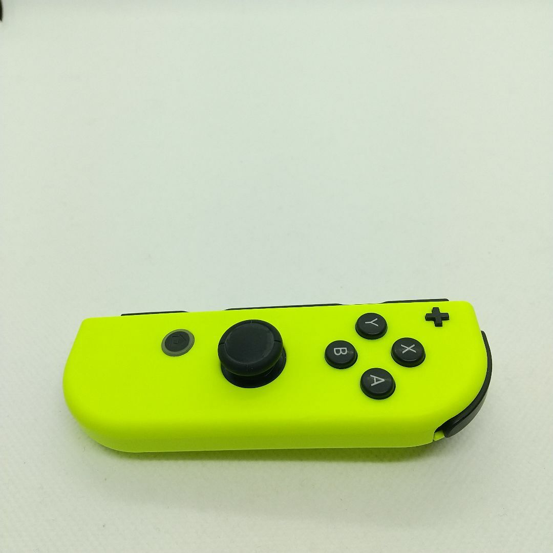 Nintendo Switch(ニンテンドースイッチ)の【大人気】②Switch ジョイコン　ネオンイエロー　右のみ(R) 任天堂純正品 エンタメ/ホビーのゲームソフト/ゲーム機本体(家庭用ゲーム機本体)の商品写真