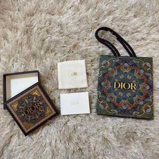 ディオール(Dior)のDIOR TRIBALES ピアス　メタル レジンパール(ピアス)