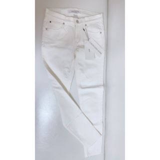 カルバンクライン(Calvin Klein)の 新品未使用正規品Calvin Kleinカルバンクラインデニムスキニーパンツ(デニム/ジーンズ)