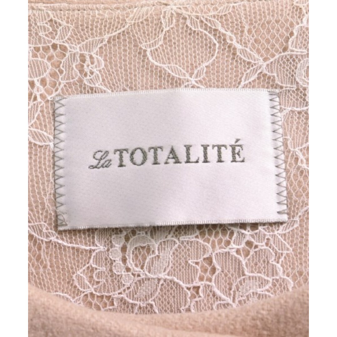 La TOTALITE(ラトータリテ)のLa TOTALITE ラトータリテ コート（その他） 38(M位) ベージュ 【古着】【中古】 レディースのジャケット/アウター(その他)の商品写真
