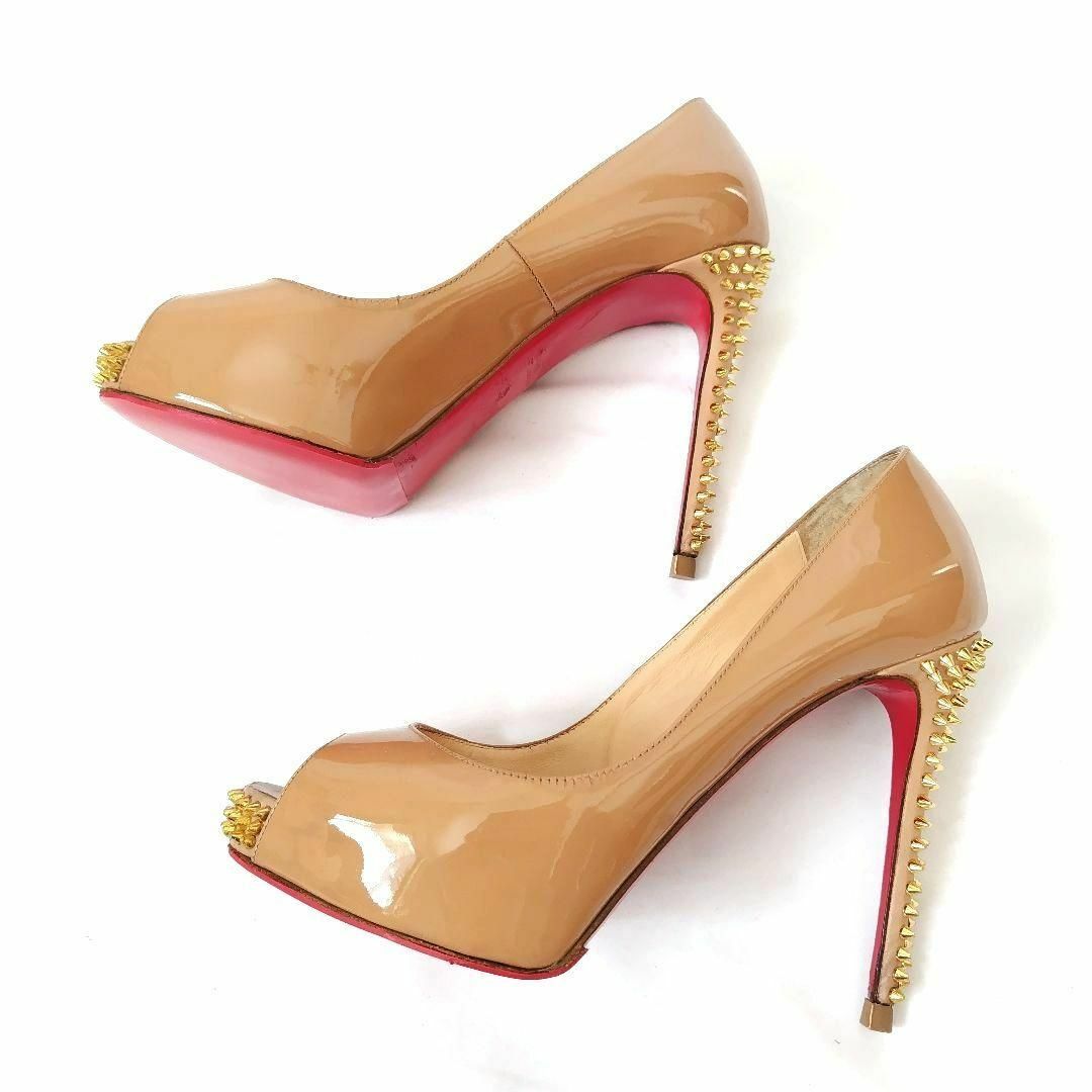 Christian Louboutin(クリスチャンルブタン)のクリスチャンルブタン スタッズ スパイク エナメル プラットフォーム パンプス レディースの靴/シューズ(ハイヒール/パンプス)の商品写真