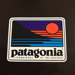 パタゴニア(patagonia)の(縦7.9cm横10.2cm)patagonia パタゴニア　廃盤ステッカー(その他)