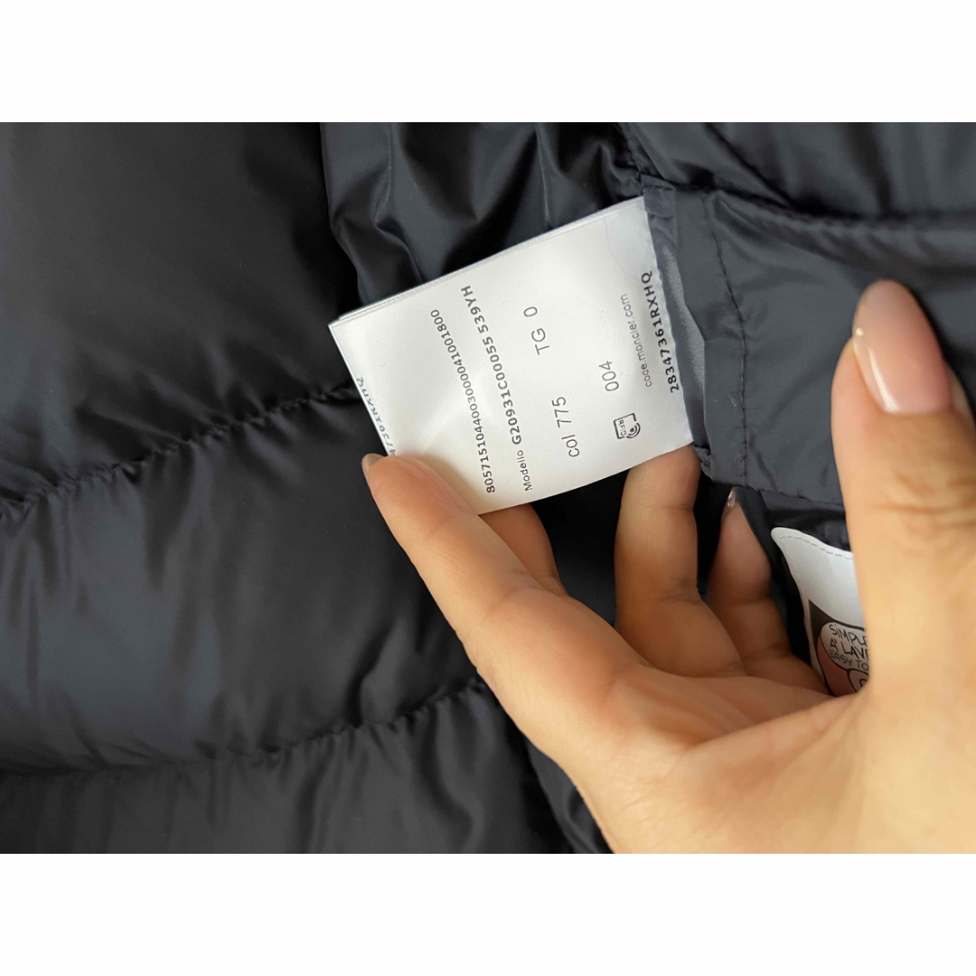 モンクレールGIE ネイビー サイズ0 レディースのジャケット/アウター(ダウンベスト)の商品写真