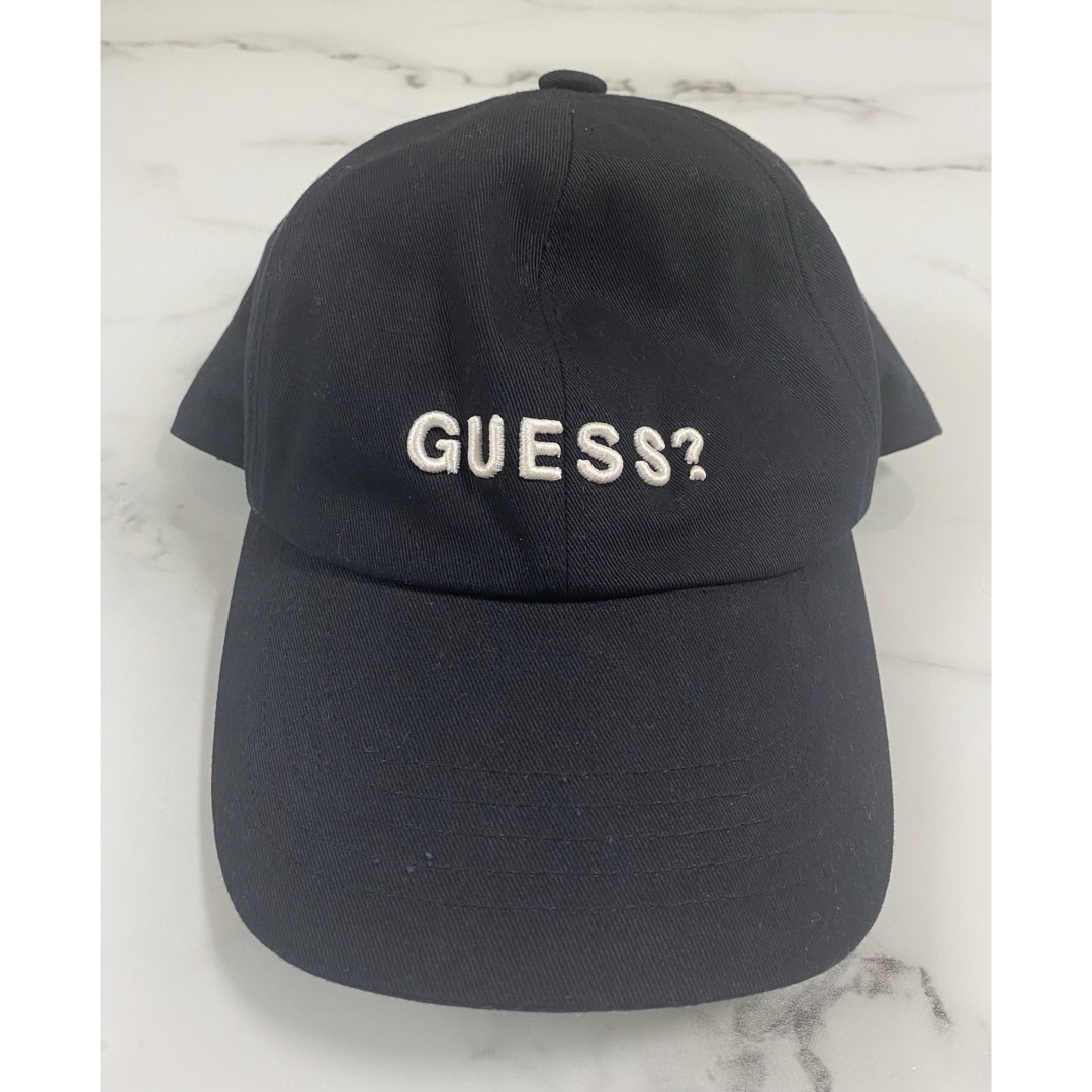 GUESS(ゲス)のGUESS ゲス キャップ ブラック レディースの帽子(キャップ)の商品写真