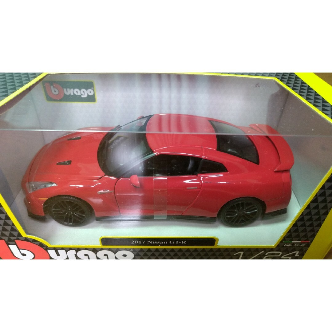 ブラゴ 1/24 日産 GT-R レッド BUR21082R 新品未開封 エンタメ/ホビーのおもちゃ/ぬいぐるみ(ミニカー)の商品写真