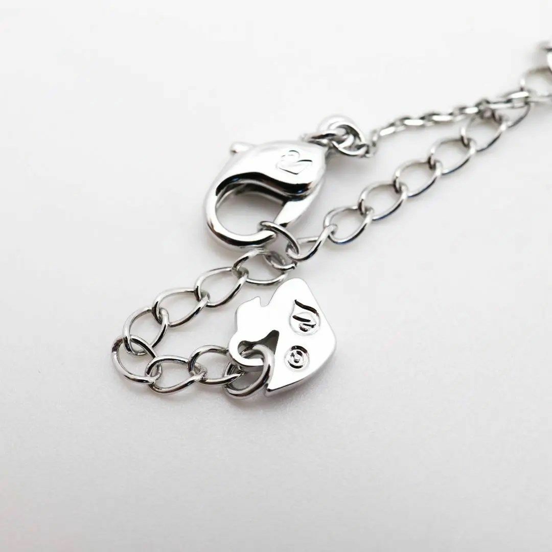 SWAROVSKI - 《美品》SWAROVSKI ネックレス Vロゴ ストーン エレガント