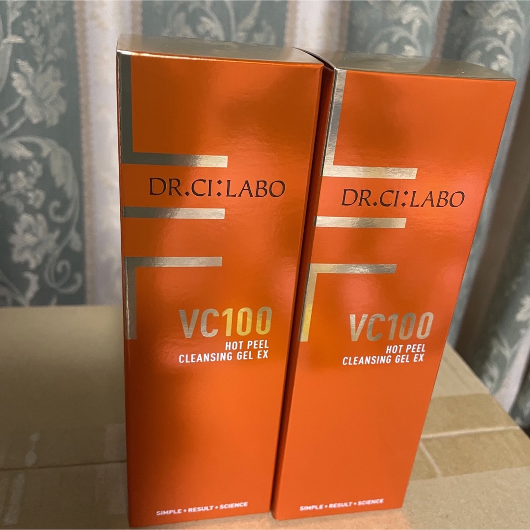 Dr.Ci Labo(ドクターシーラボ)のドクターシーラボ VC100ホットピールクレンジングゲルEX 150g x 2本 コスメ/美容のスキンケア/基礎化粧品(クレンジング/メイク落とし)の商品写真