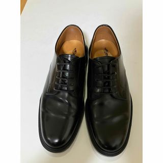 サントーニ／Santoni シューズ ビジネスシューズ 靴 ビジネス メンズ 男性 男性用レザー 革 本革 ブラック 黒  6804 01  スワールトゥ レザーソール マッケイ製法