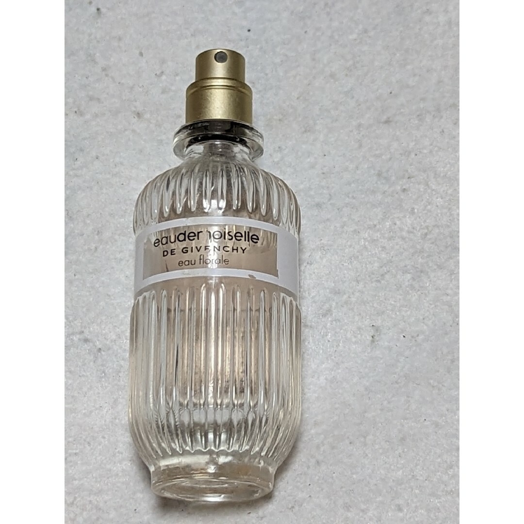 GIVENCHY(ジバンシィ)のジバンシーオードモワゼルオーデトワレ50ml コスメ/美容の香水(香水(女性用))の商品写真