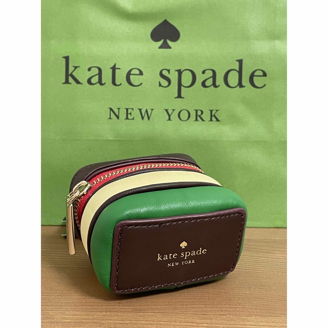 【新品・正規品】 Kate spadeレインボー クッキー コイン パース