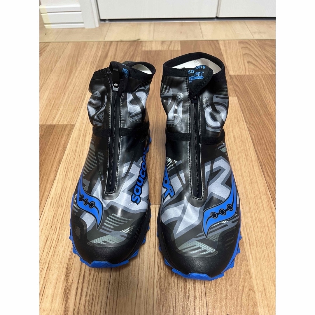 サッカニー RAZOR ICE+ メンズ26.5cm 冬用ランニングシューズ サッカニー RAZOR ICE+ メンズ26.5cm 冬用ランニングシューズ
