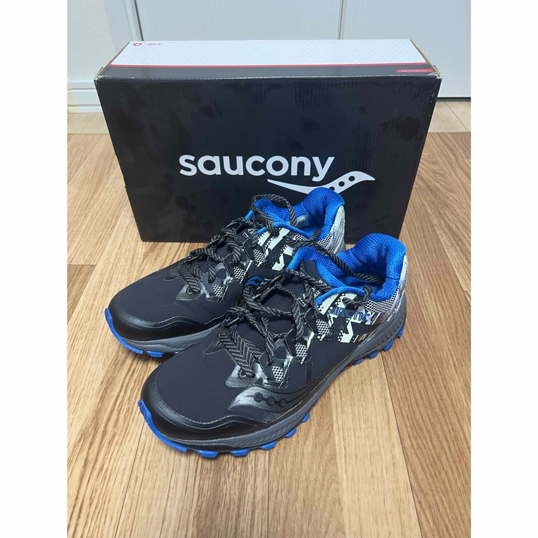 SAUCONY(サッカニー)のサッカニー RAZOR ICE+ メンズ26.5cm 冬用ランニングシューズ スポーツ/アウトドアのランニング(シューズ)の商品写真