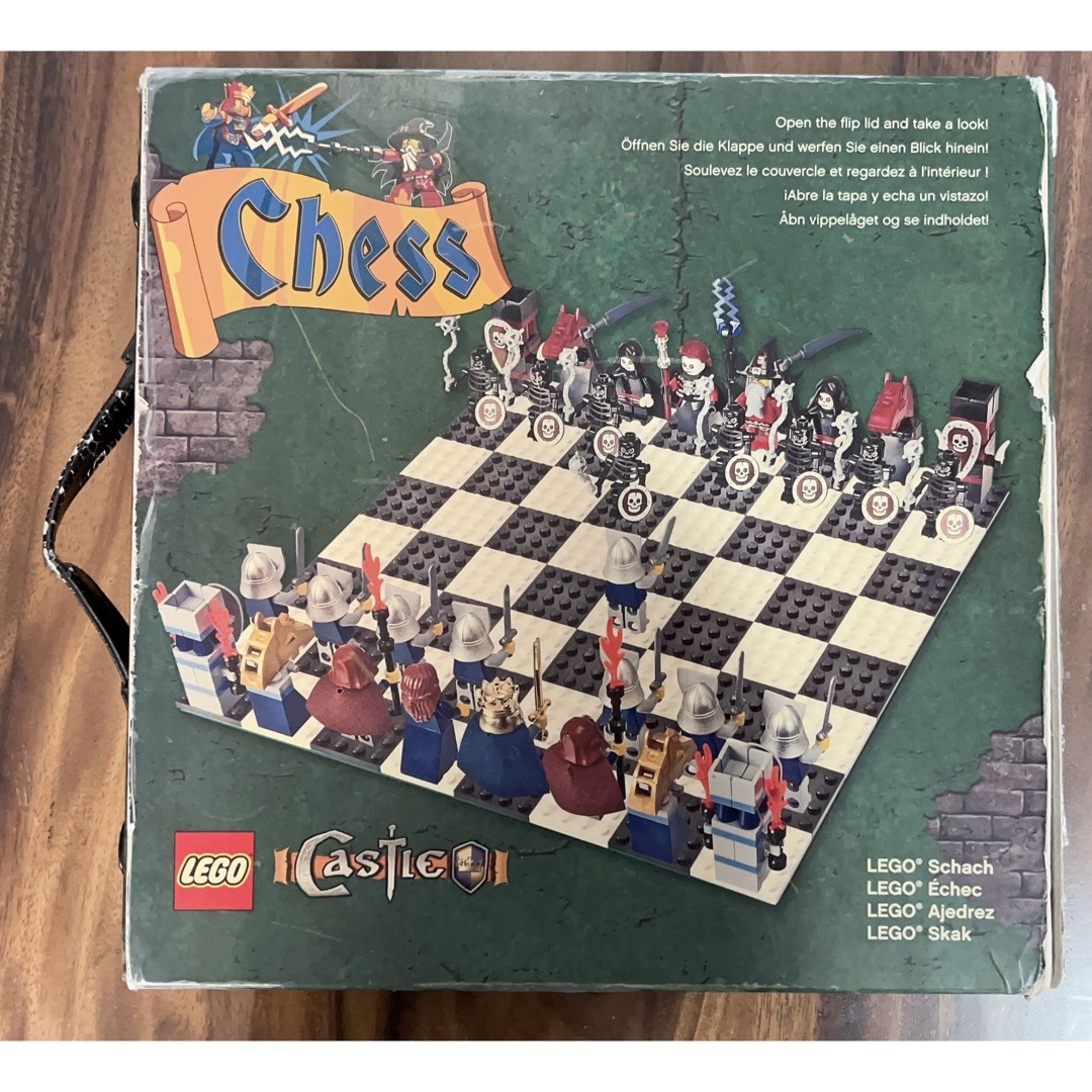 Lego(レゴ)の未開封品　激レア　レゴ　キャッスル　チェス　852001 [並行輸入品] キッズ/ベビー/マタニティのおもちゃ(積み木/ブロック)の商品写真