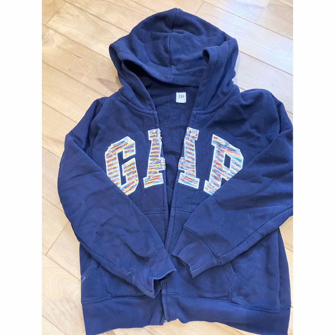 GAP(ギャップ)のギャップ　パーカー　150センチ キッズ/ベビー/マタニティのキッズ服女の子用(90cm~)(ジャケット/上着)の商品写真