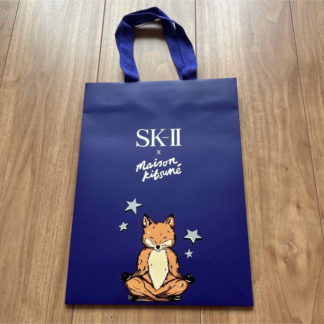 SK-2 クリスマスショッピングバック　 クリスマスポーチ  コスメ/美容のスキンケア/基礎化粧品(化粧水/ローション)の商品写真