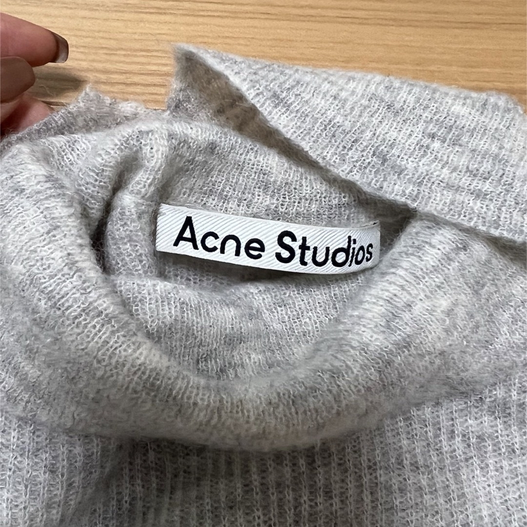 Acne Studios(アクネストゥディオズ)のAcne Studios ニット レディースのトップス(ニット/セーター)の商品写真