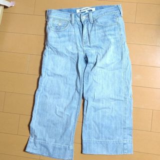 ギャップ(GAP)のGAP　ローライズデニム　クロップドパンツ(デニム/ジーンズ)