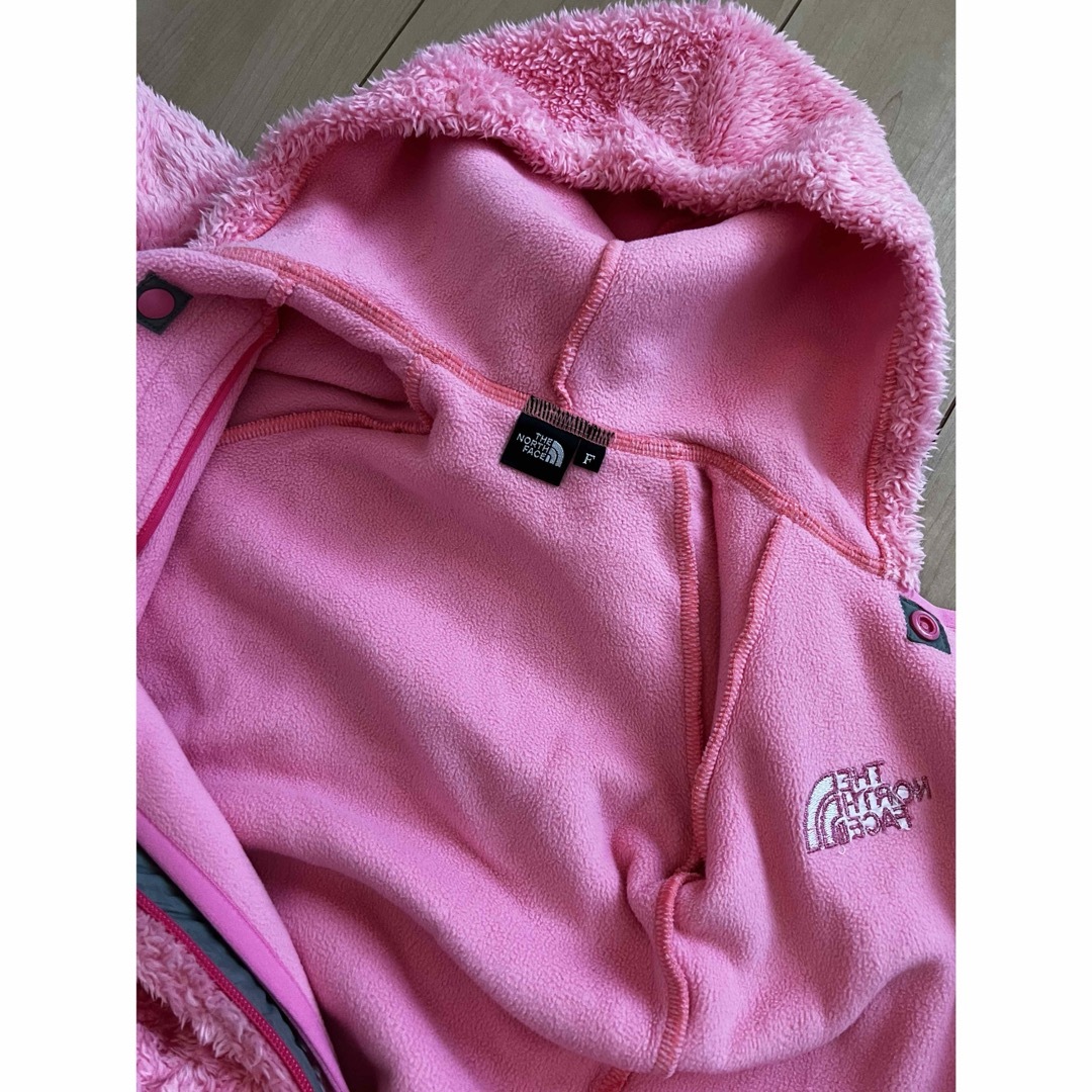 THE NORTH FACE(ザノースフェイス)のノースフェイス  カバーオール　ベビー　フリース　ピンク　防寒 キッズ/ベビー/マタニティのベビー服(~85cm)(カバーオール)の商品写真