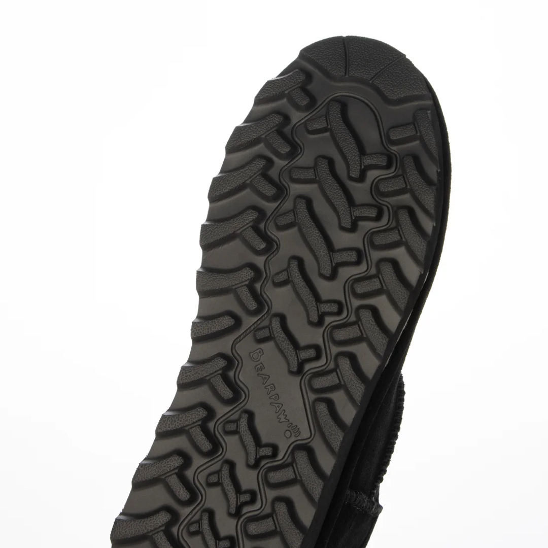 BEARPAW(ベアパウ)の新品✨タグ付き♪ BEARPAW ふわふわ暖かい💖ブーツ　ブラック　大特価‼️ レディースの靴/シューズ(ブーツ)の商品写真
