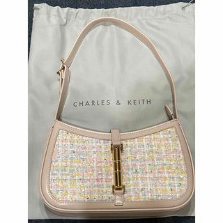 チャールズアンドキース(Charles and Keith)のCharles&Keith ハンドバッグ(保存袋付き)(ハンドバッグ)